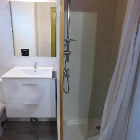 Les P'tites Maisons Dans La Prairie Chalet Sallertaine