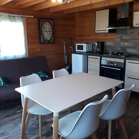 Les P'tites Maisons Dans La Prairie Chalet Sallertaine