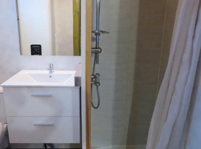 Les P'tites Maisons Dans La Prairie 샬레 Sallertaine