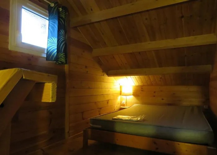 Les P'tites Maisons Dans La Prairie 샬레 Sallertaine